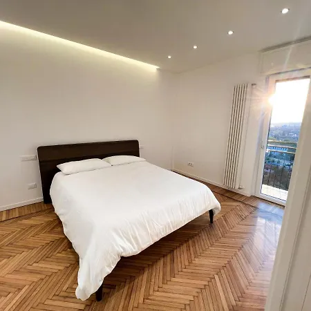 Attici Alba E Tramonto Ospedale E Vista Lägenhet